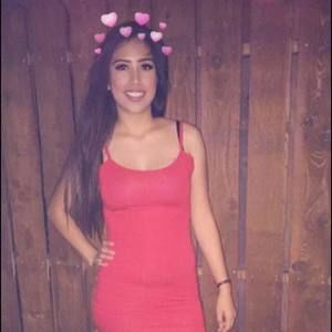 Meet your Posher, Roxanne